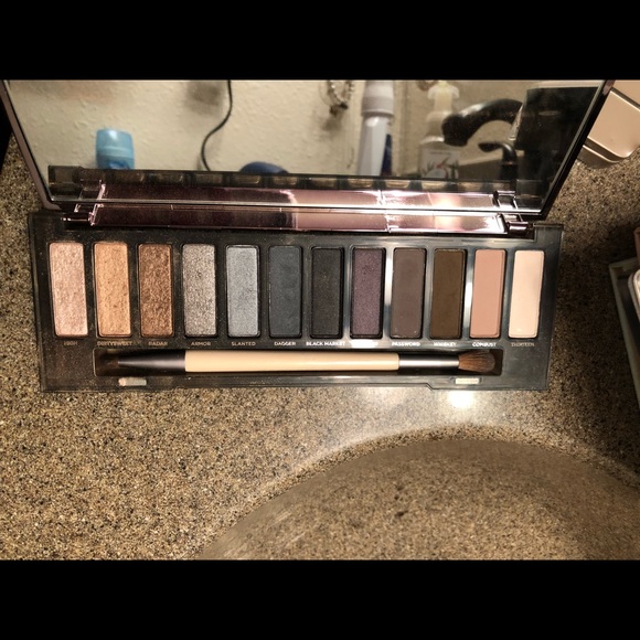 Makeup! - Picture 6 of 8